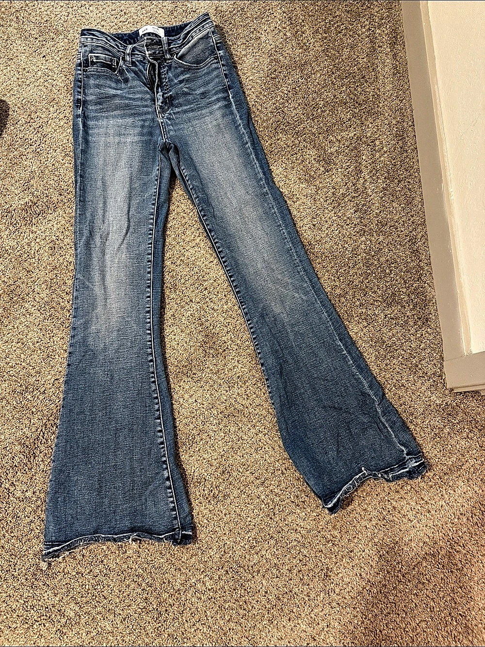 BKE Billie Flare Jeans in Blue Waist 25